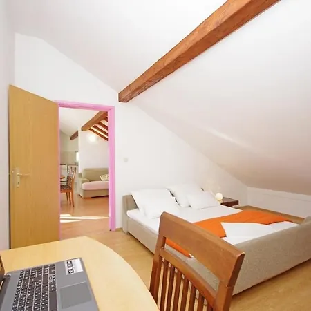 Apartment With A Parking Space Pirovac, Sibenik - 23330