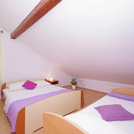 With Parking Space Pirovac, Sibenik - 23330 *