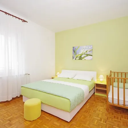 With Parking Space Pirovac, Sibenik - 23330