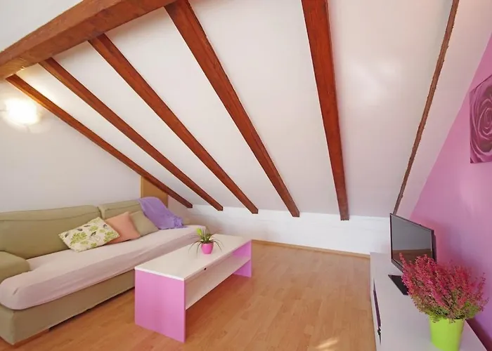 Appartamento With Parking Space Pirovac, Sibenik - 23330 *