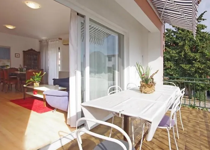 With Parking Space Pirovac, Sibenik - 23330 * Pirovac