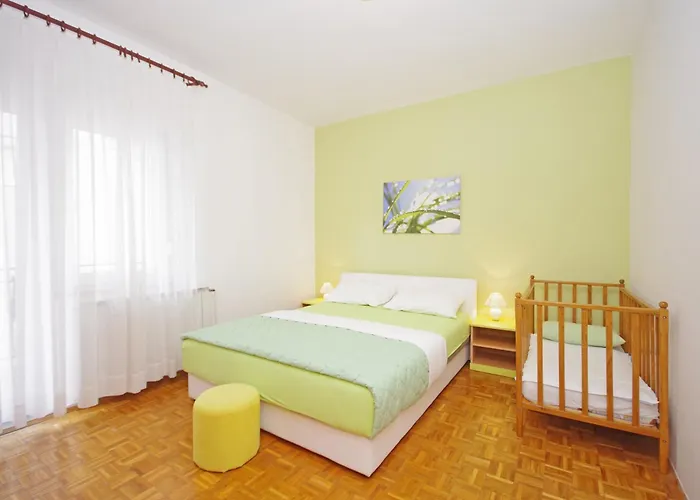 With Parking Space Pirovac, Sibenik - 23330